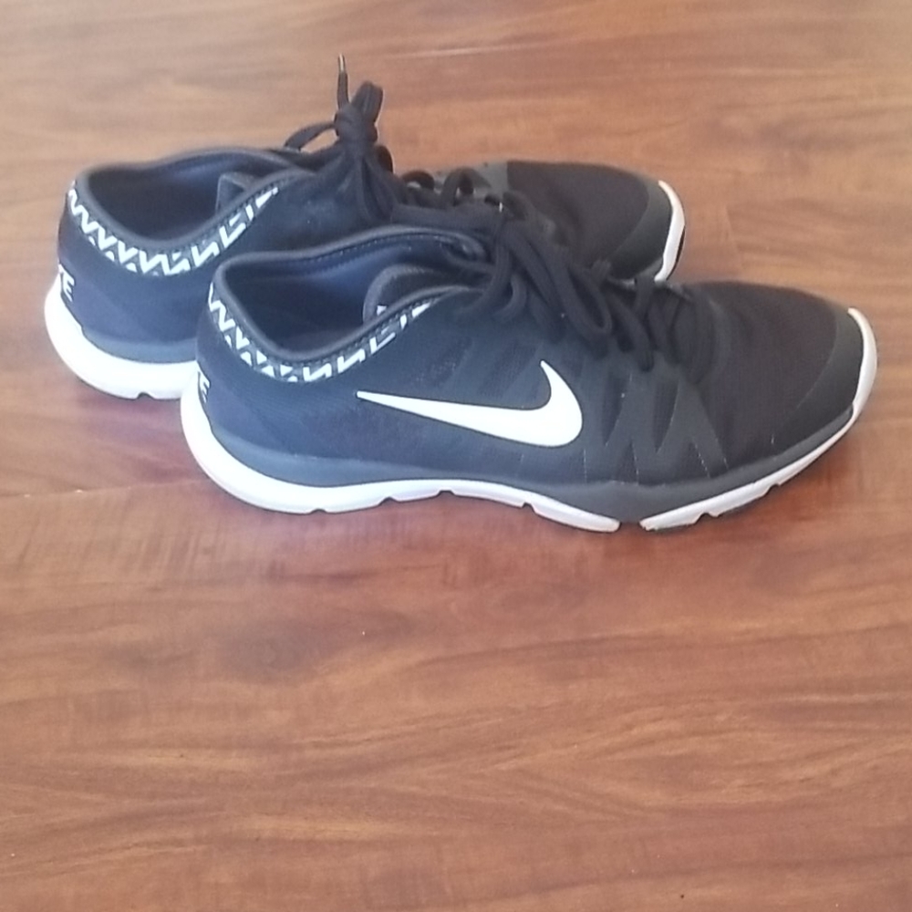 Black and white Nike shoes